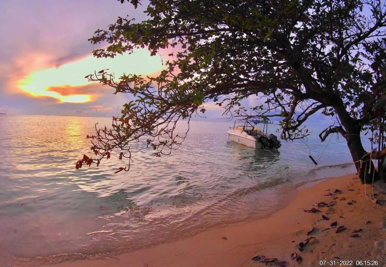 Santiri Island Resort Semporna Luaran gambar