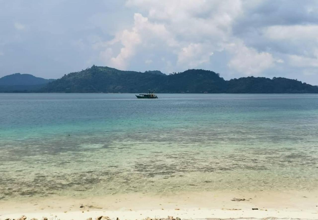 Santiri Island Resort Semporna Luaran gambar